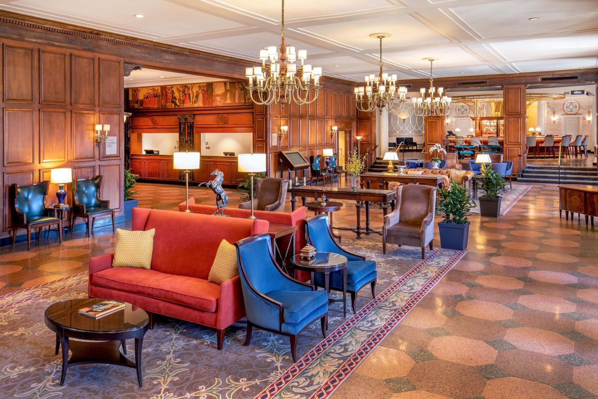 Hotel Roanoke & Conference Center, Curio Collection By Hilton Dış mekan fotoğraf