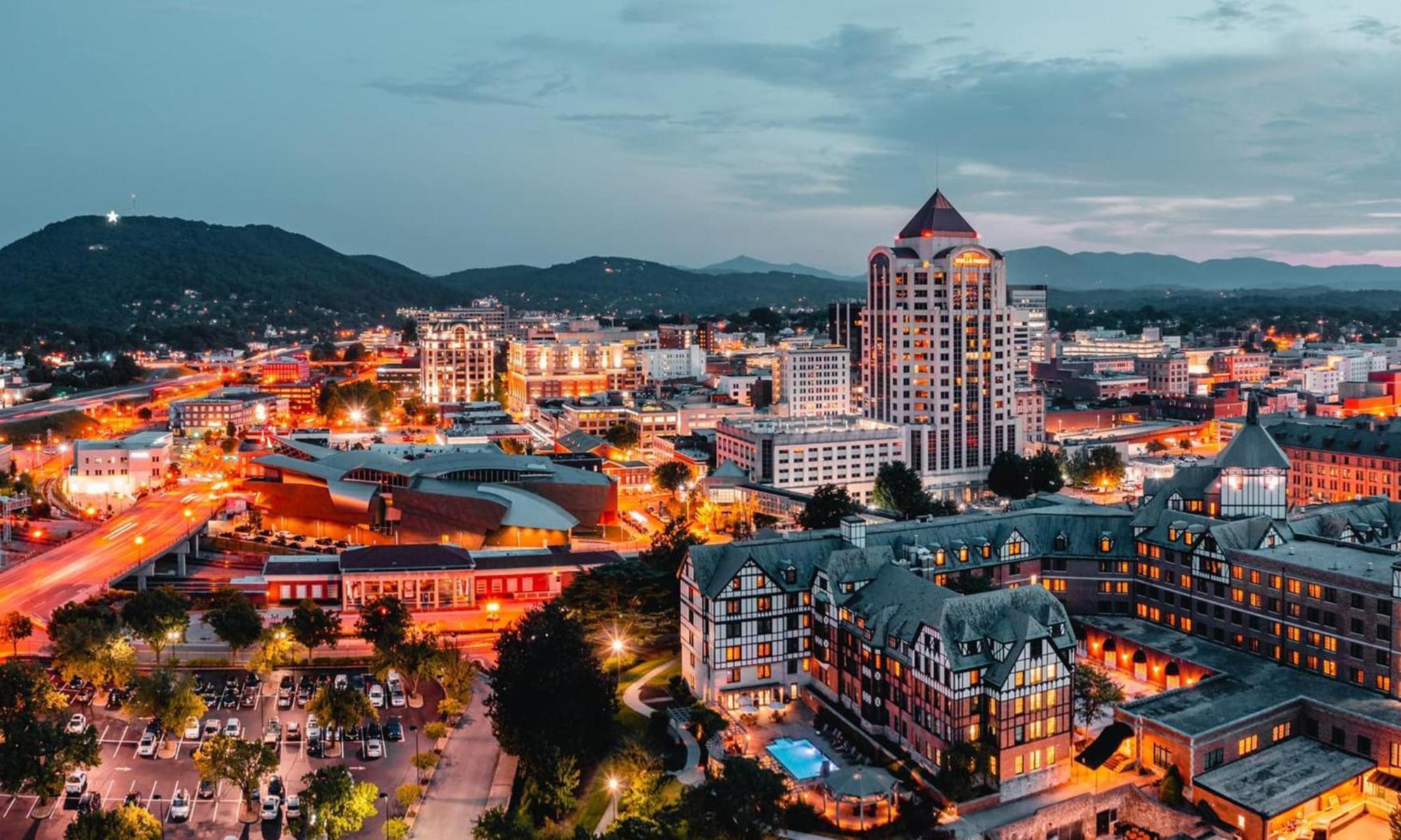 Hotel Roanoke & Conference Center, Curio Collection By Hilton Dış mekan fotoğraf